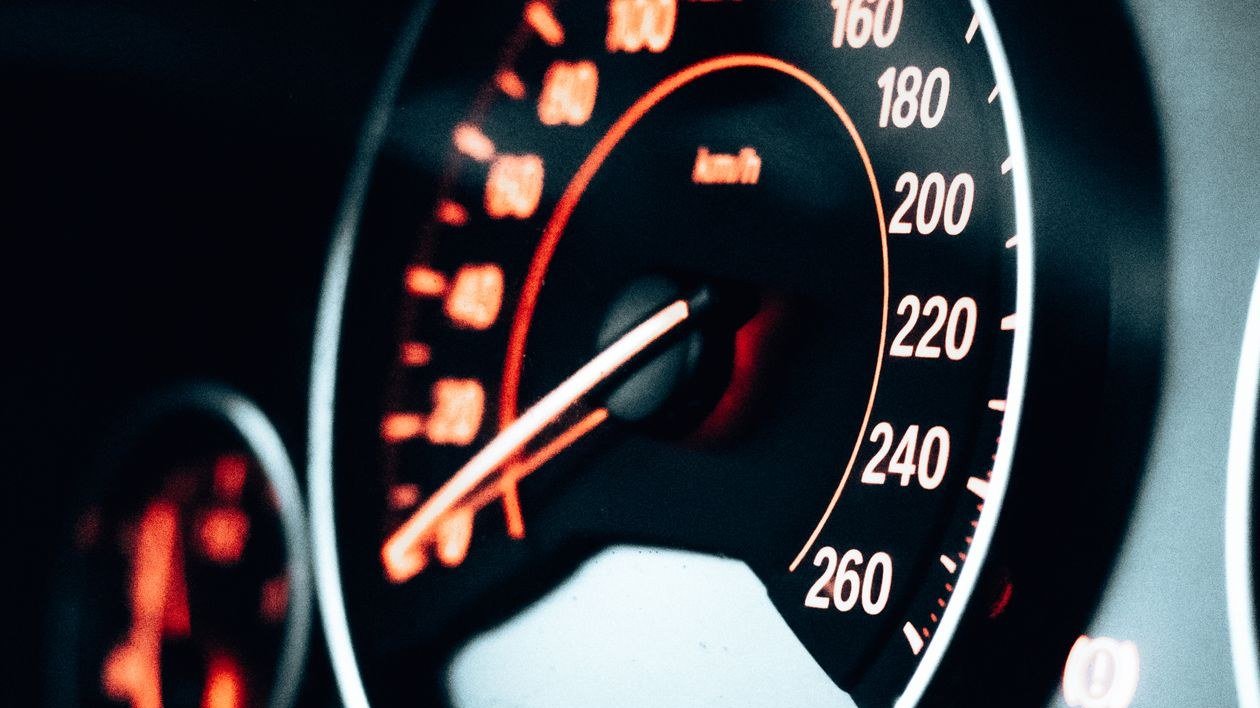 How to Spot a Clocked Car: Read the MOT Mileage Timeline Like a Pro