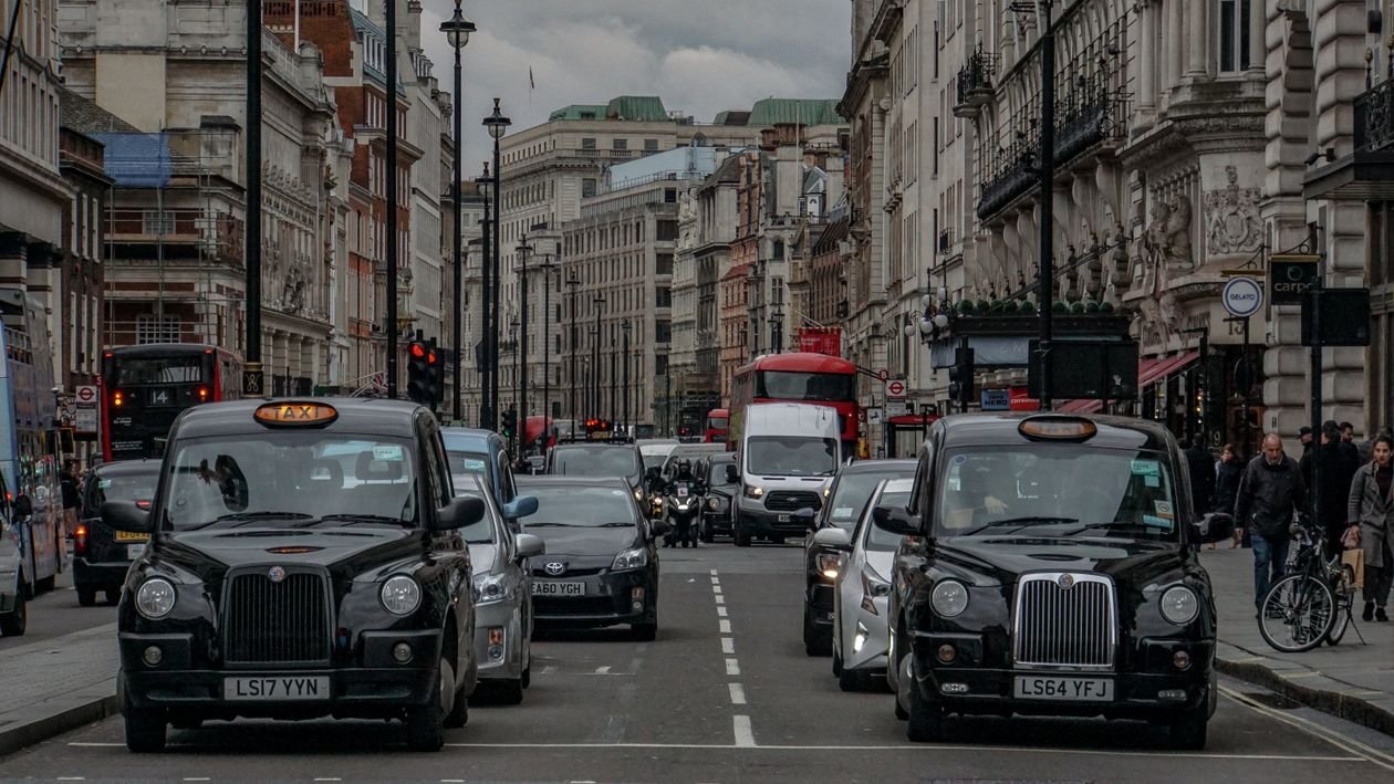 Is My Diesel Car ULEZ Compliant? The Euro 6 Rule and How to Check Your Reg